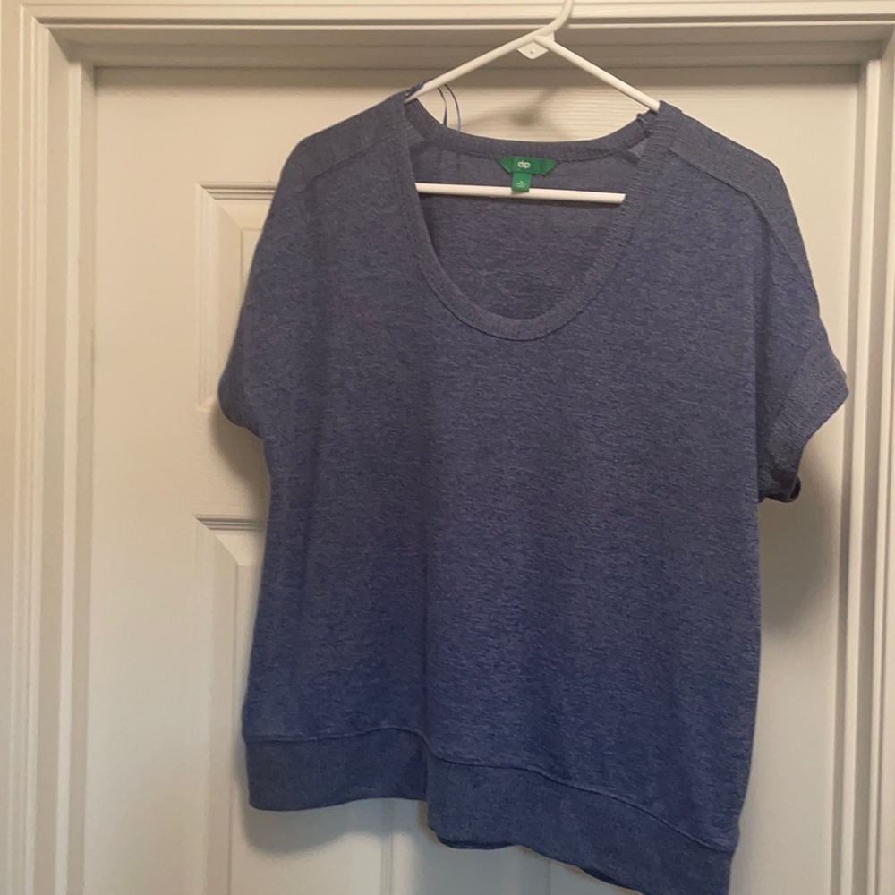 Designed for loose fit, comfortable wearing shirt